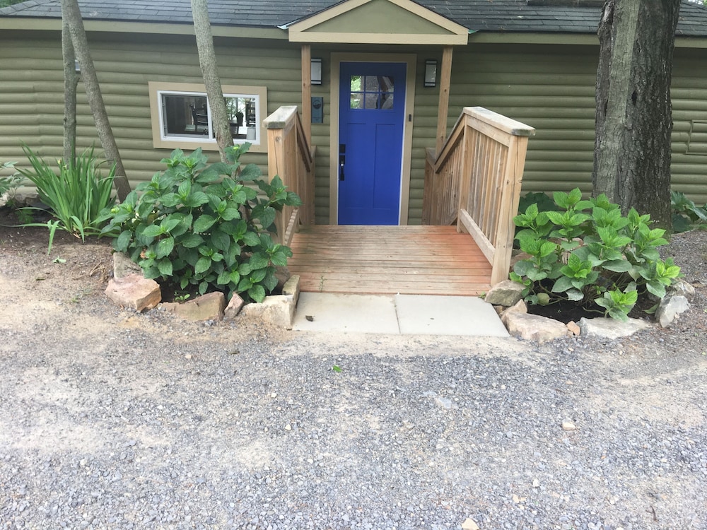 Watermark Waterfront Cottages