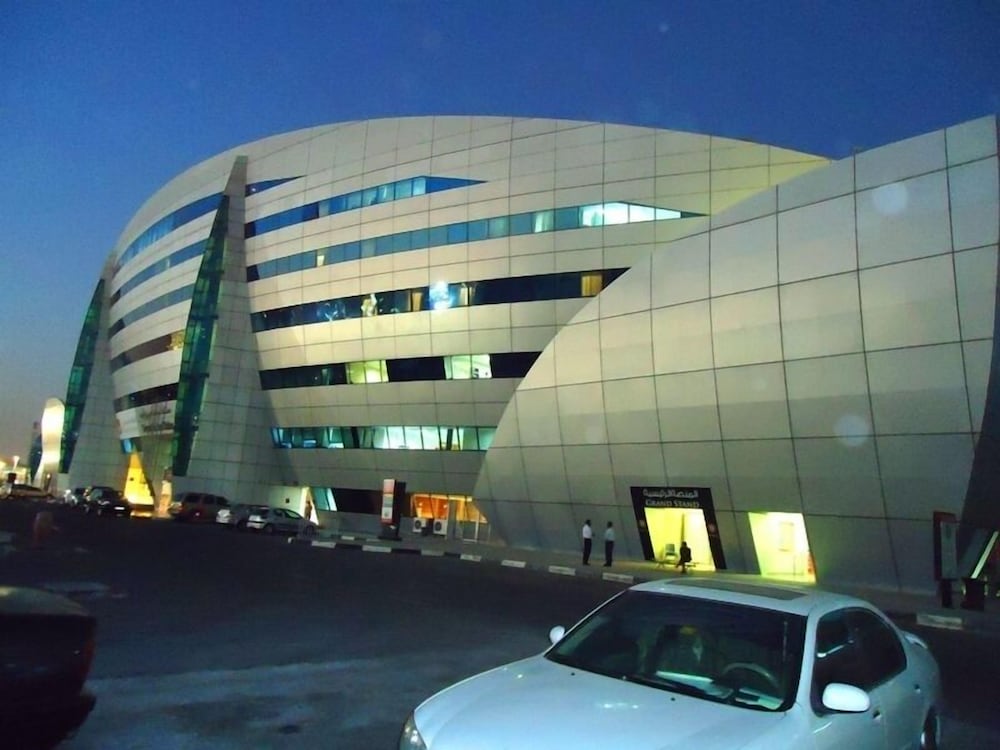 Abu Dhabi Vacations - Al Jazira Club Hotel - Property Image 4