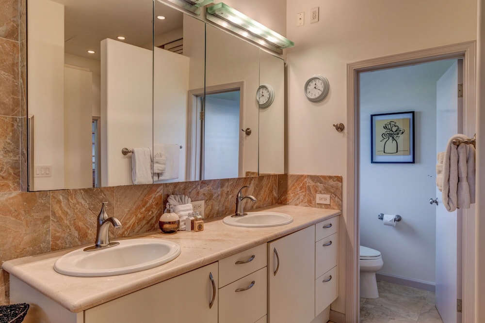 Kapalua Ridge Villas by KBM