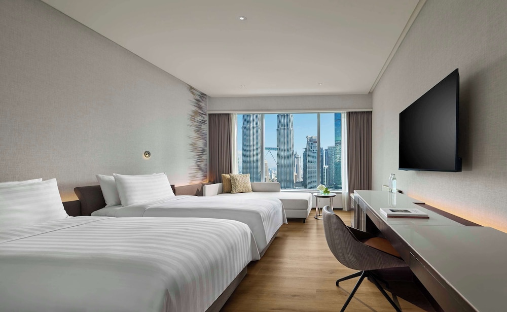 Traders Hotel, Kuala Lumpur 11