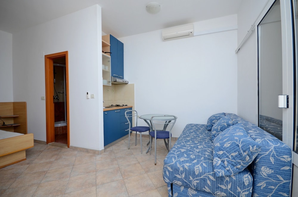 Apartments Jure view 3