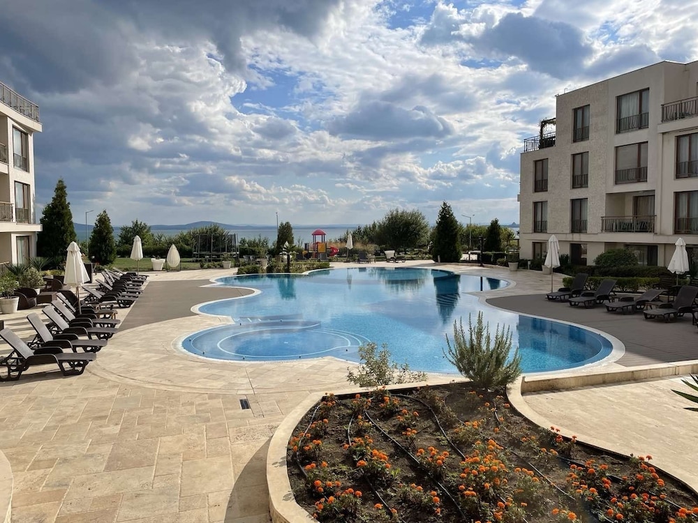 2 Room apartment Diamond Beach