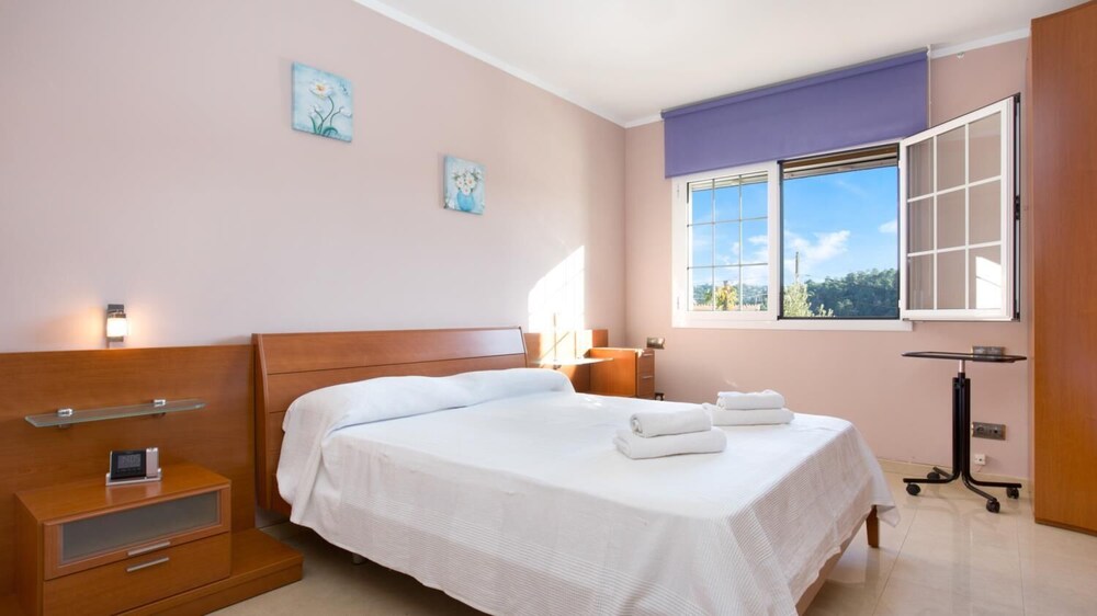 Sotet in Vidreres With 4 Bedrooms and 2 Bathrooms