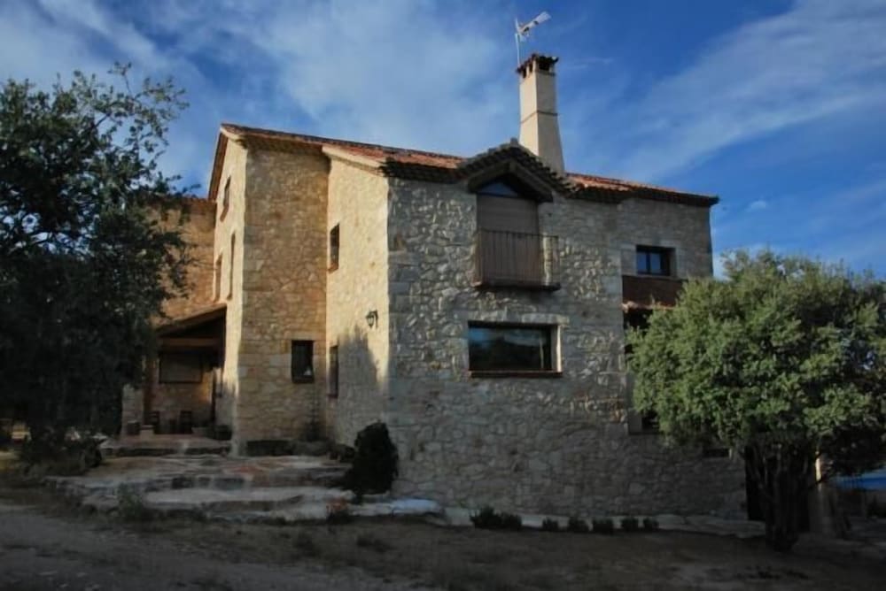 La Casona de Requijada