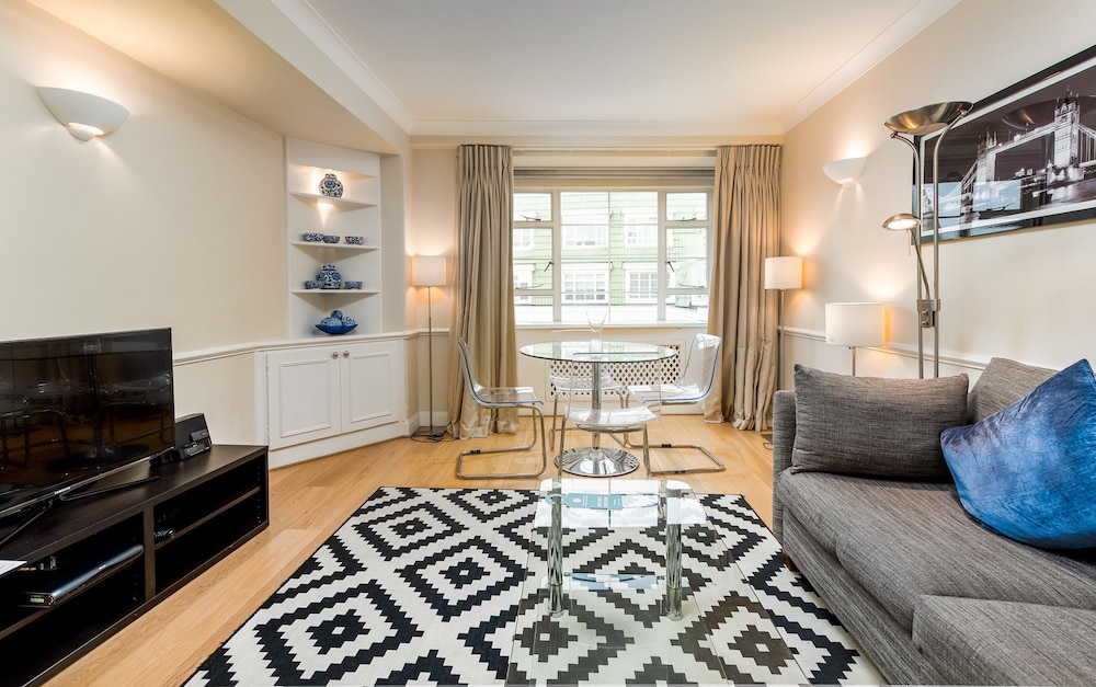 Nell Gwynn House Apartments