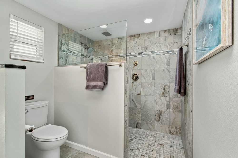 Sarasota Resort-like Living Near Siesta Key For 10
