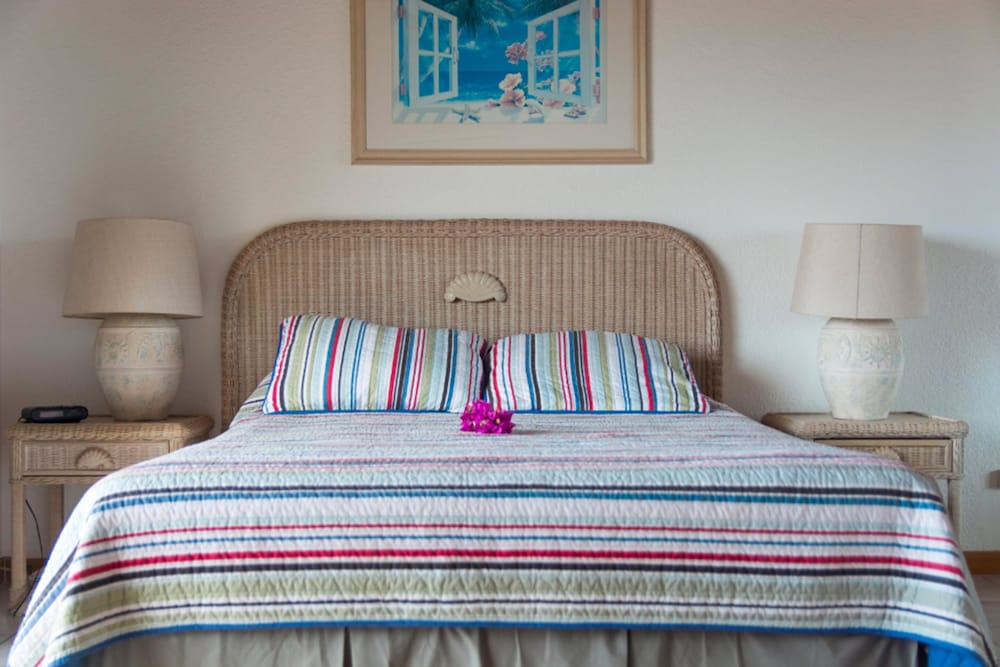 HBK Villa Rentals at Jolly Harbour