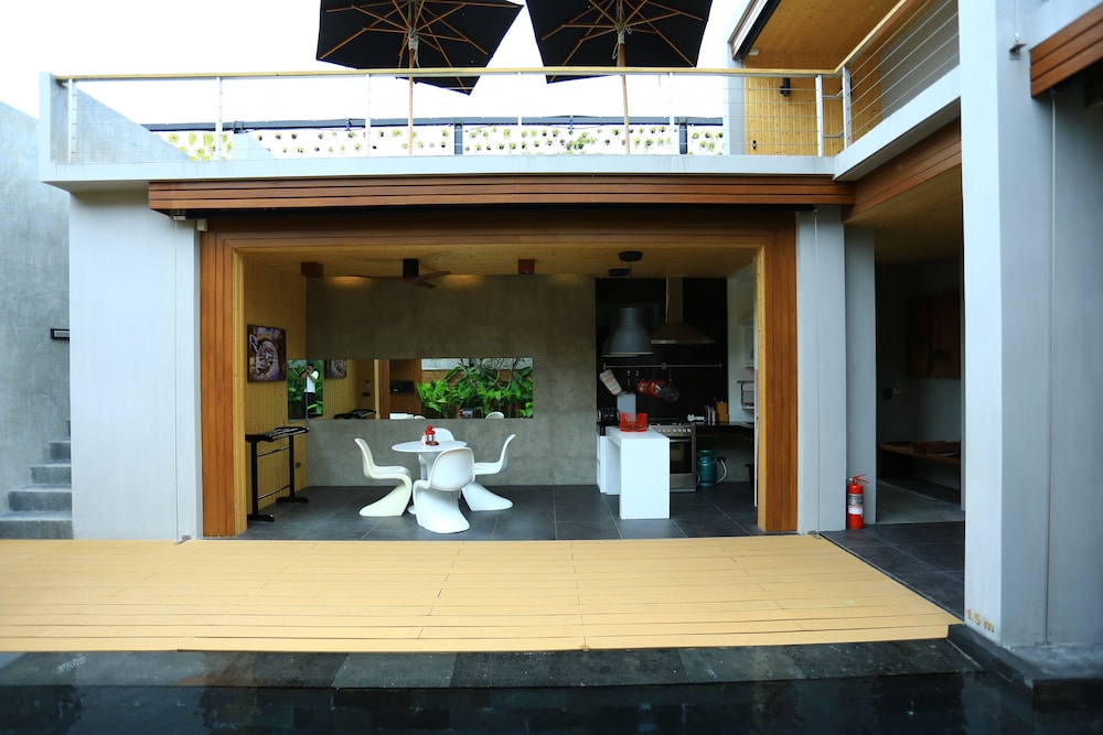 Pavilion Samui Pool Residence