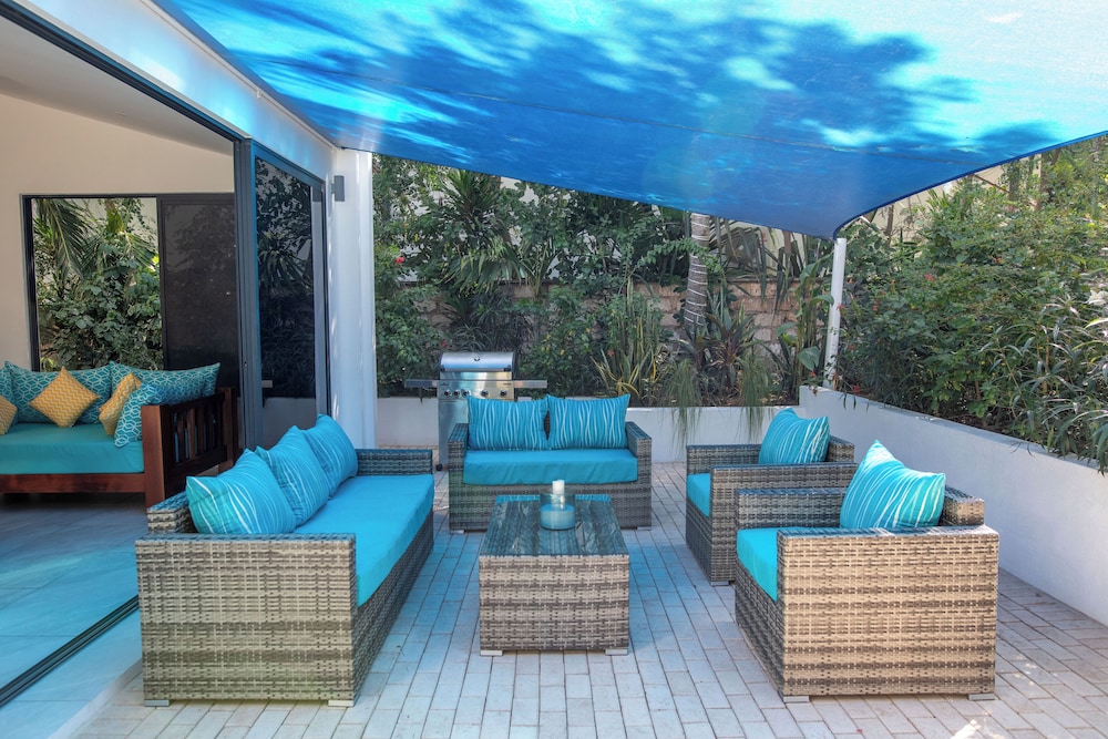 Coral Reef Villas