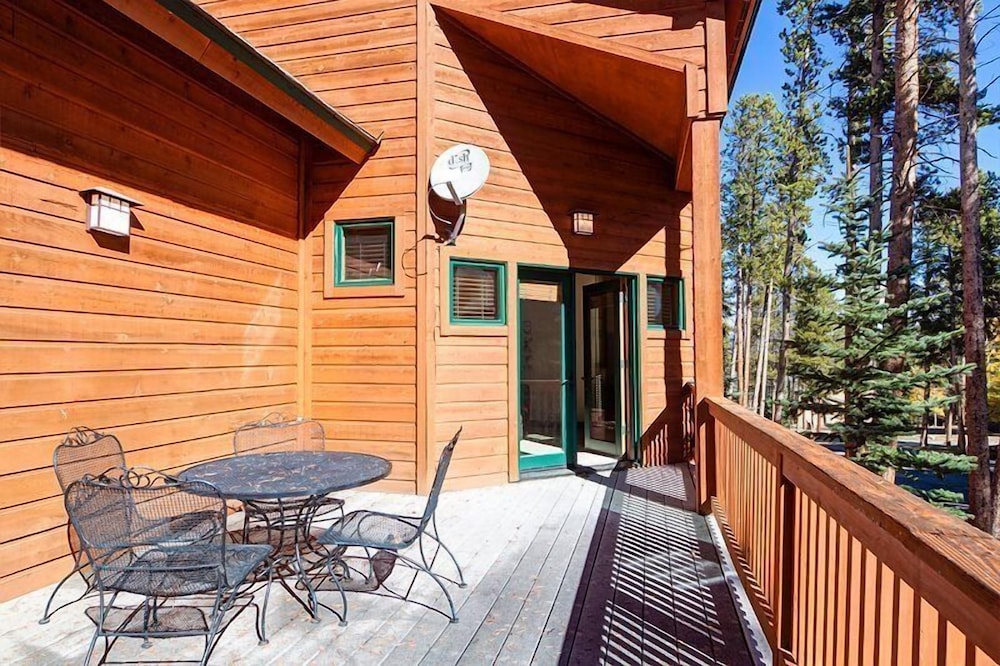 Four Pines Retreat