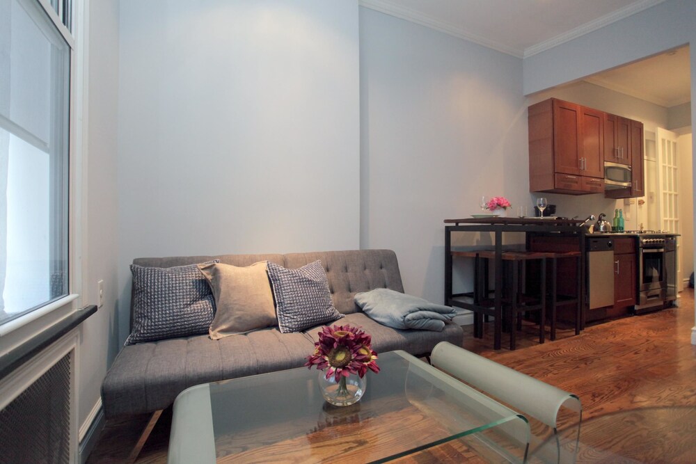 NY063 1 Bedroom Apartment By Senstay