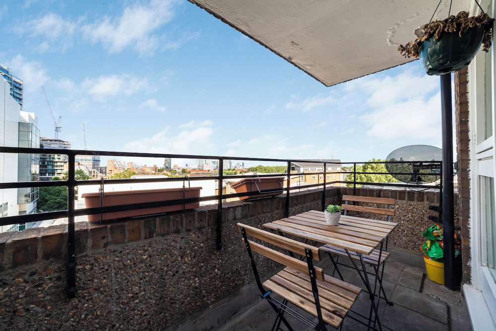 outdoor bbq area