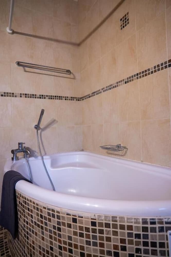 Villa Nausika - Tranquil Peloponnese Stone Nest