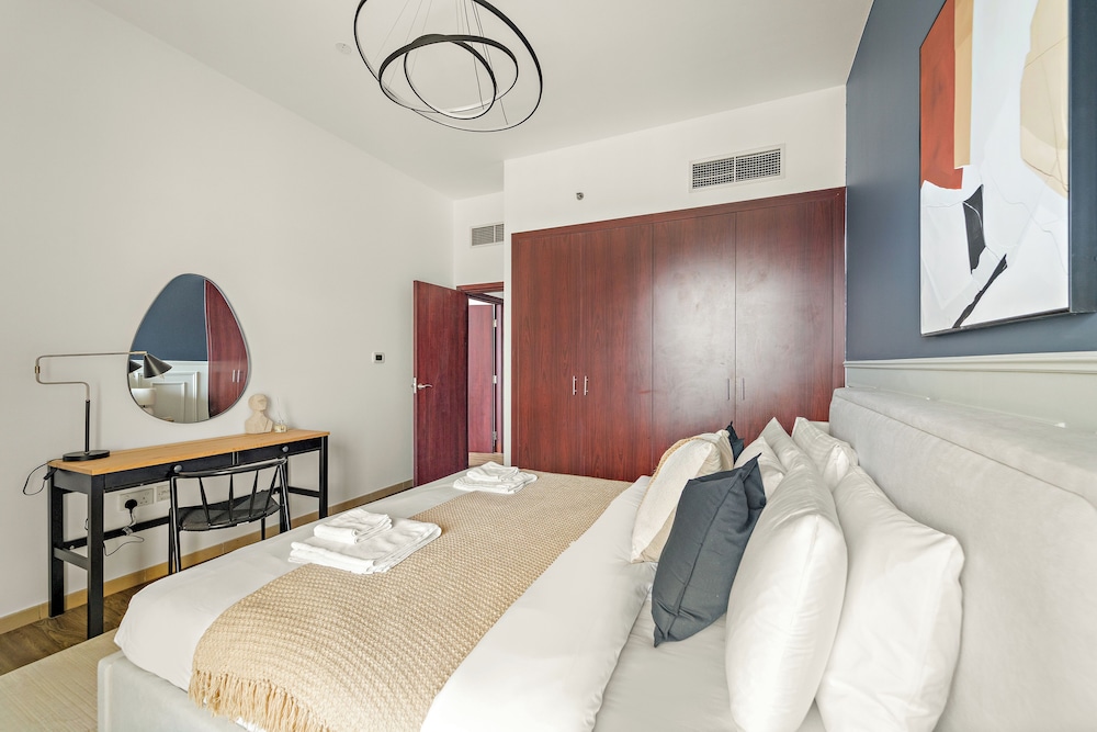 Silkhaus Amwaj 4