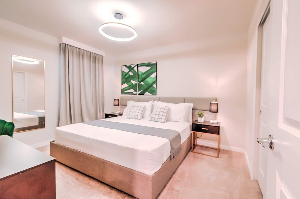 16231 Fantastic Family Home For The Perfect Stay