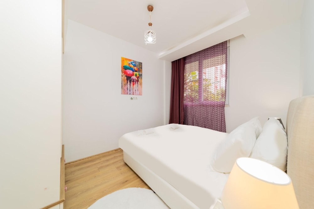 Modern and Convenient Flat in Antalya City Center