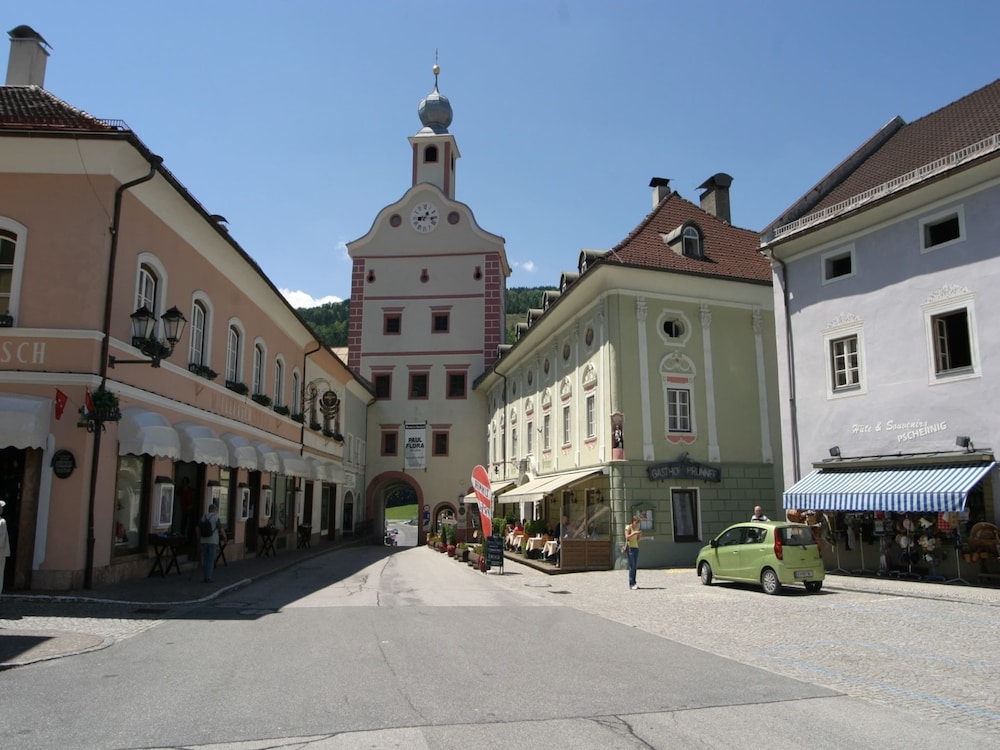 Photo 33