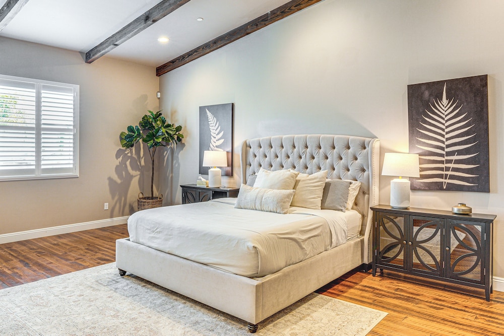 Outdoor Oasis & More: Group Getaway in Porterville