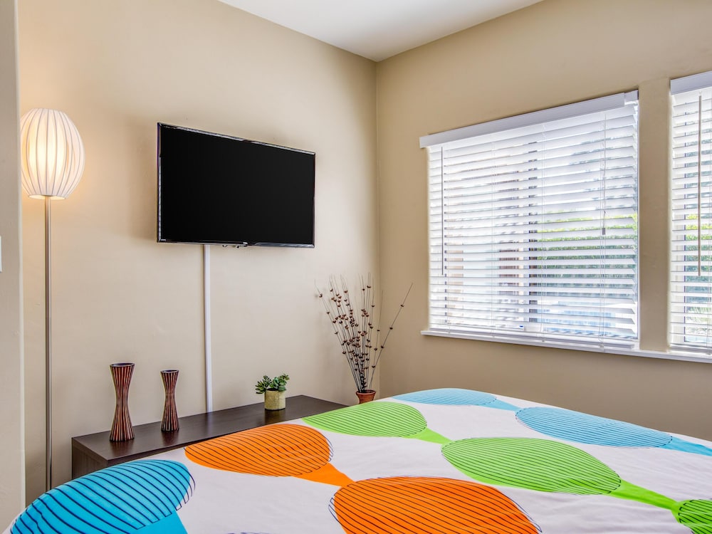 Palm Springs Vacations - San Lucas Hideout - Property Image 18