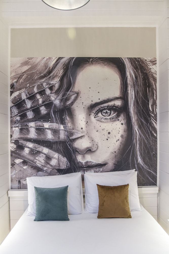 Luxir Hotel - Image 36