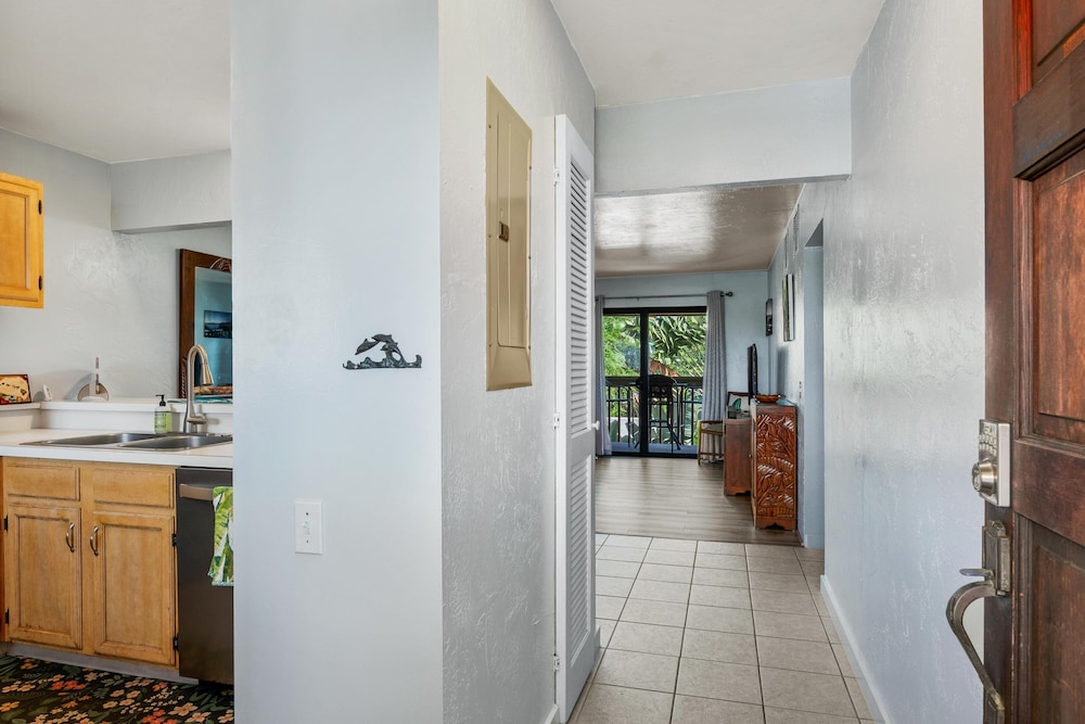 Big Island Royal Kahili A404 2 Bedroom Condo