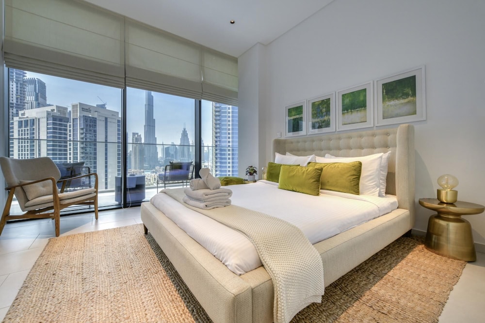 Luxury Apt W Burj Khalifa Vw Dubai Canal Access