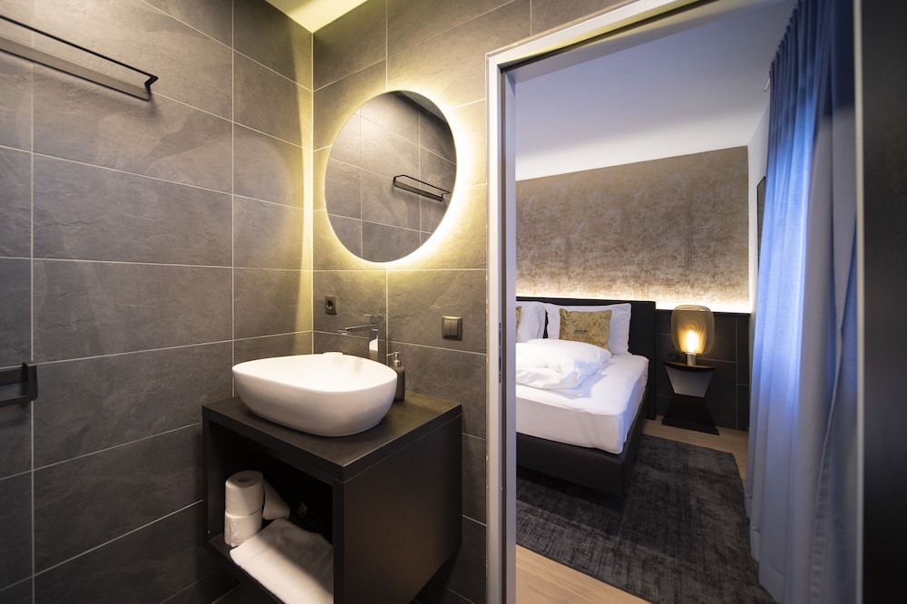 Blackhome Innsbruck City East