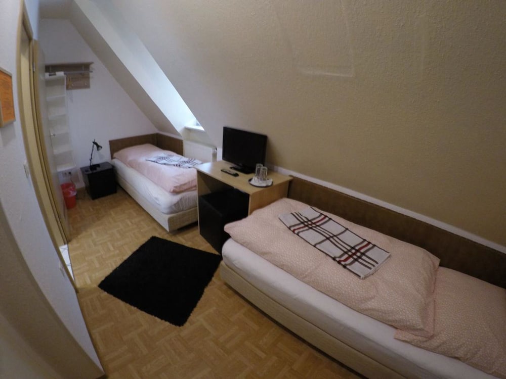 Photo 23