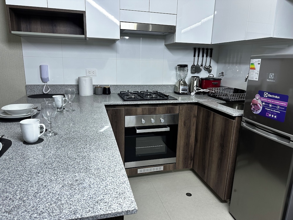 Family Apartment with a View (1309)