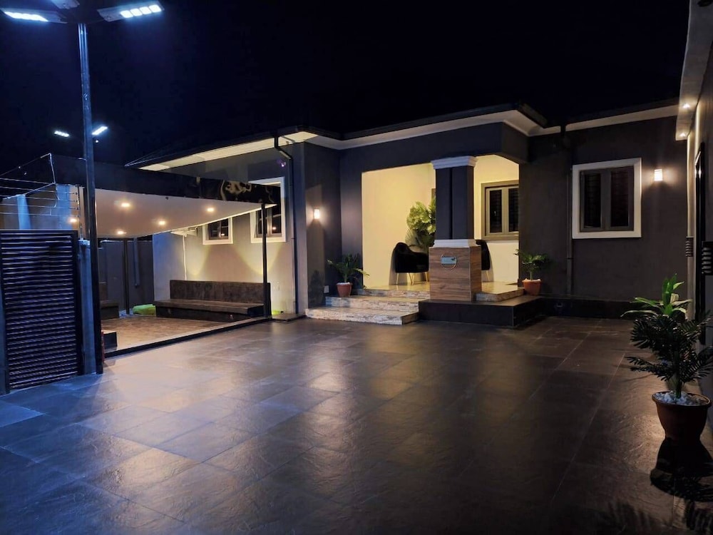 NPJ Luxury Apartment