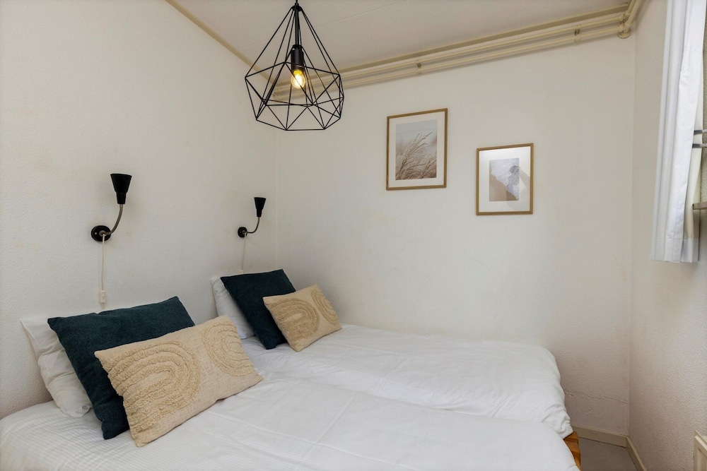 Apartment Near North Sea Beach