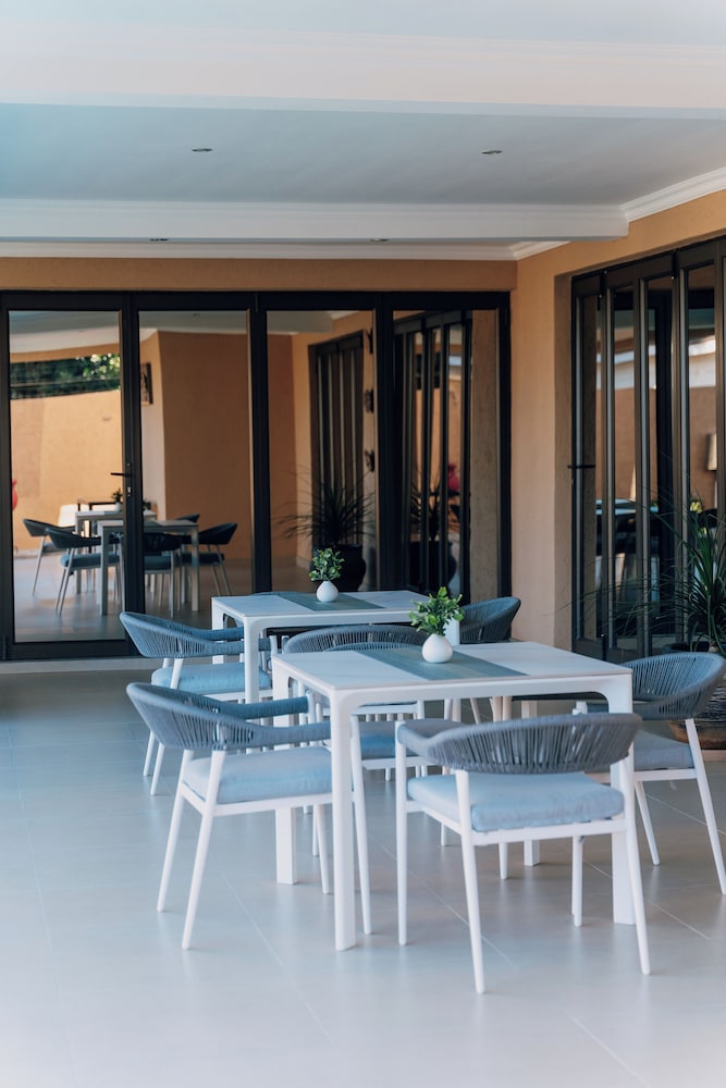 Escapade Lux Guesthouse