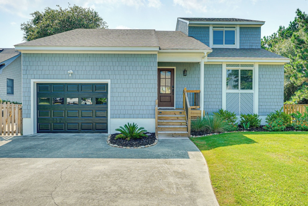 Private Beach Access & Hot Tub: Kitty Hawk Haven