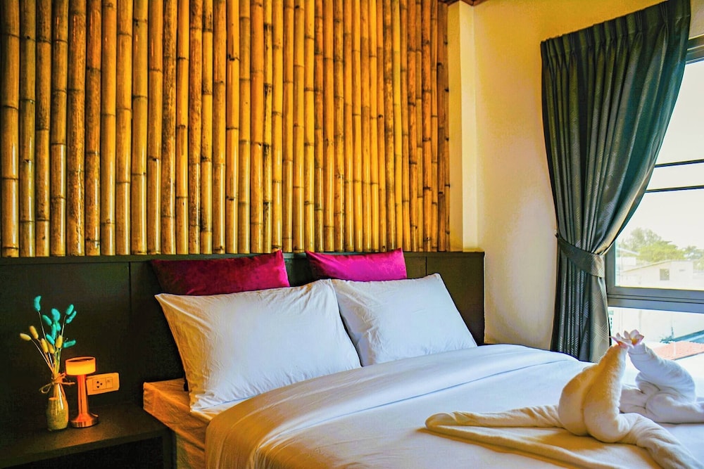 Modern Rustic Seaview 1 Bedroom Retreat With Free Coworking
