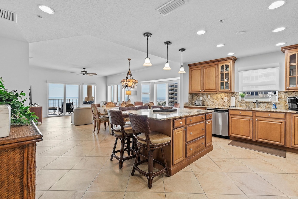 Atlantic Villas 301
