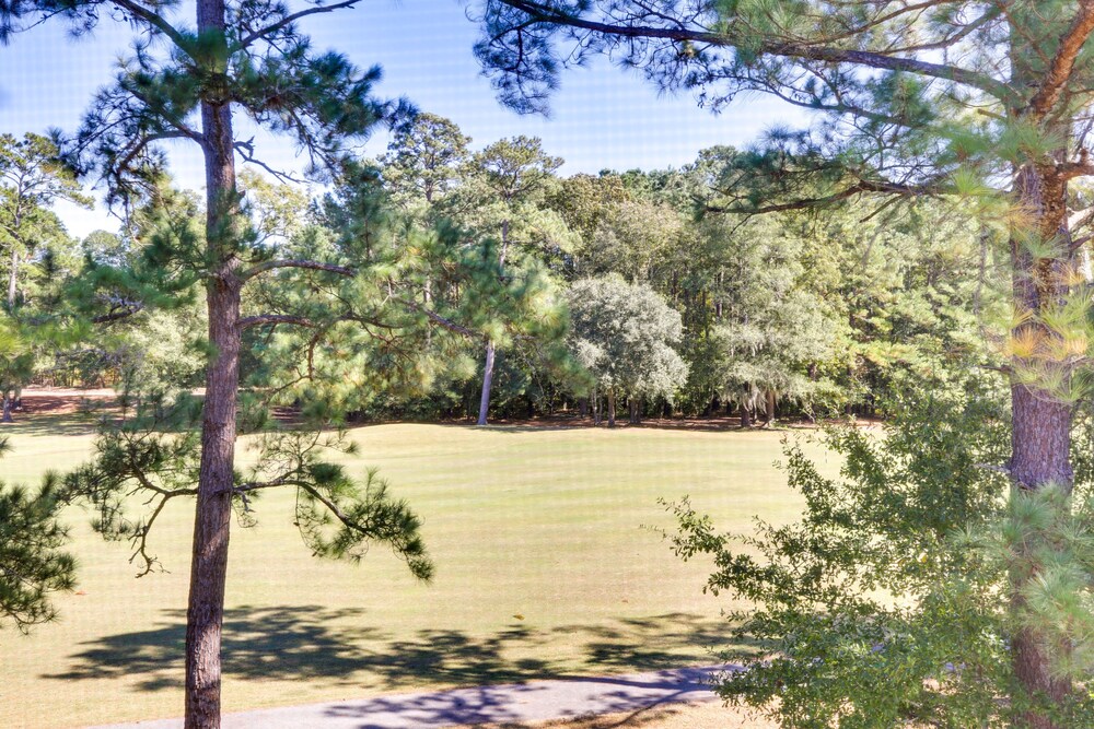 Community Perks & Golf Course Views: Longs Condo view 5