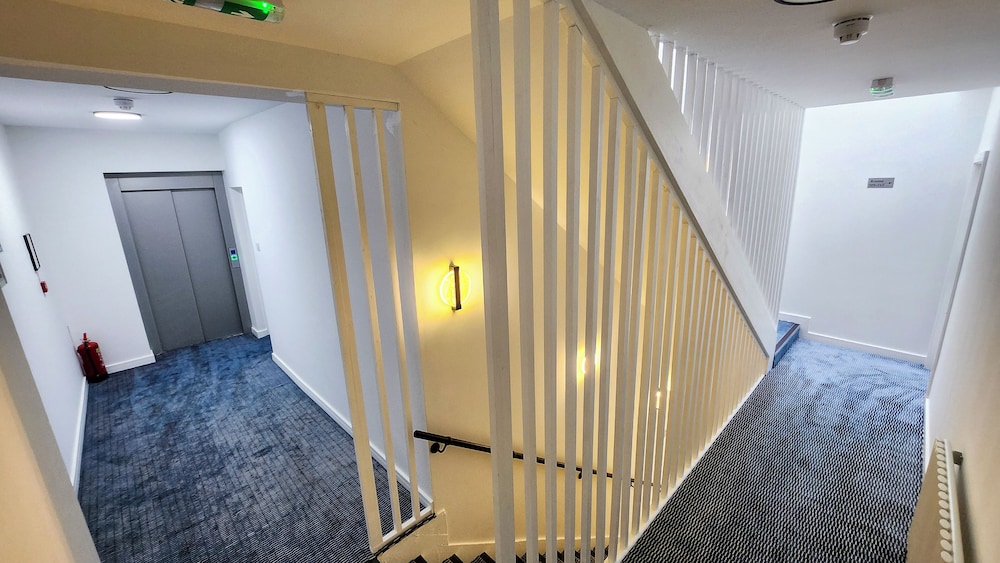 Dover Vacations - ATIS The Park Inn - Property Image 7