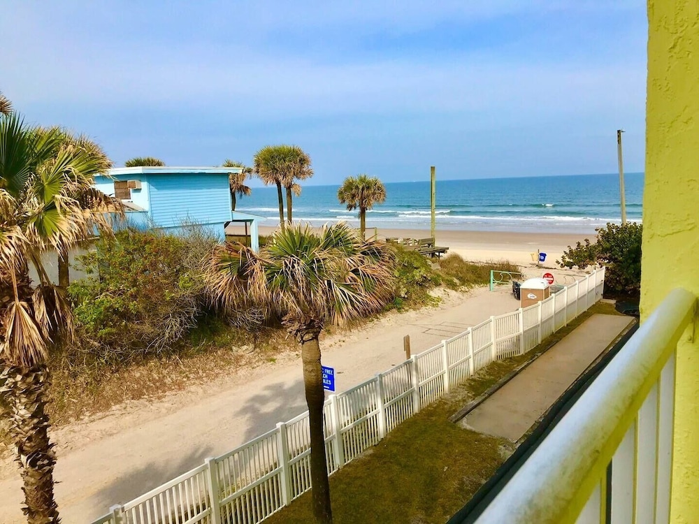 Symphony Beach Club