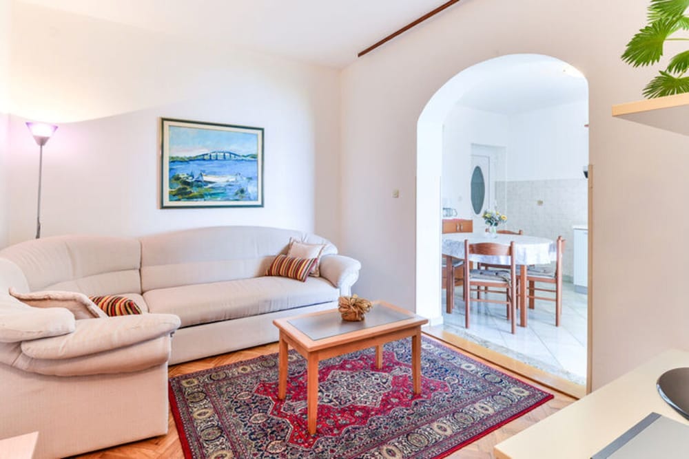 Apartment on Vir Island Near Sandy Beaches