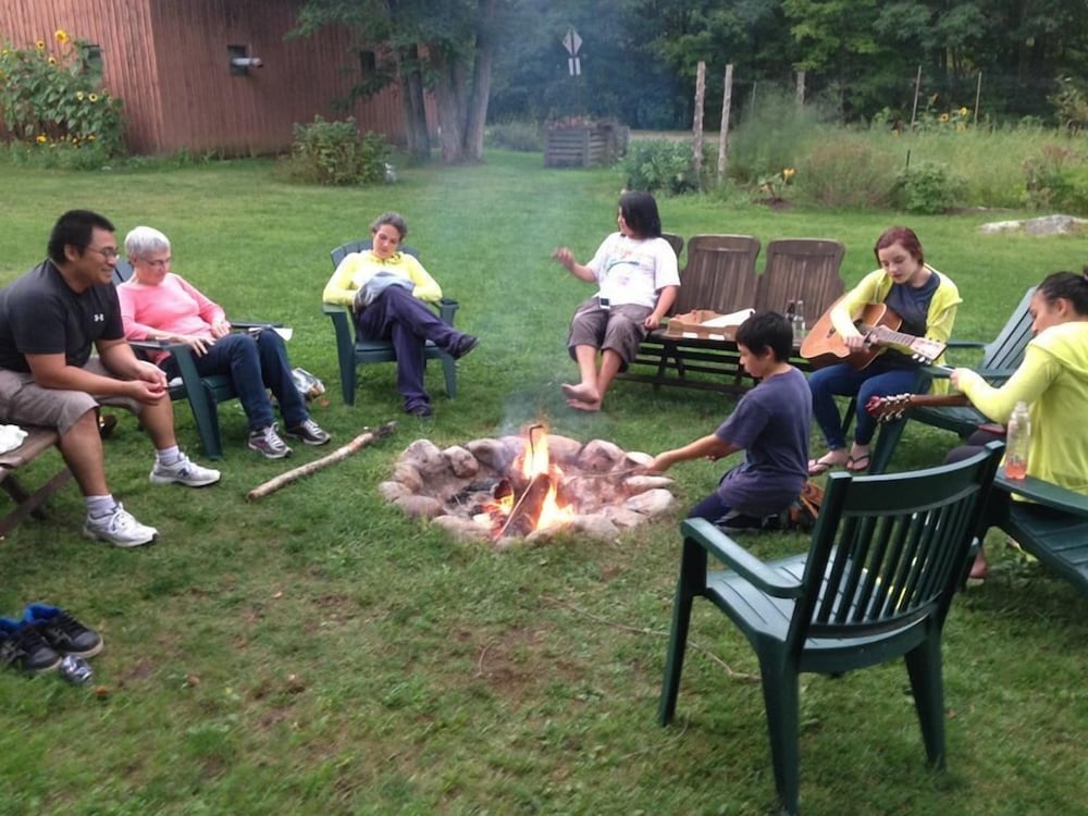 ADK Trail Inn