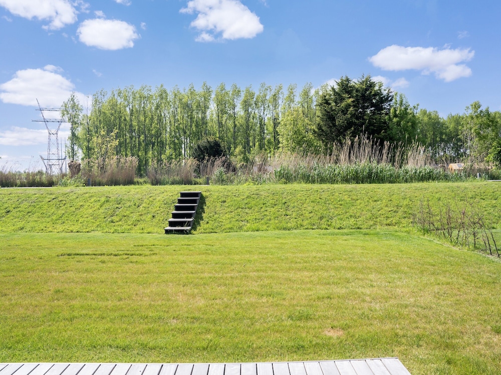 Holiday Home in Oud Ade Near Kaag Lakes