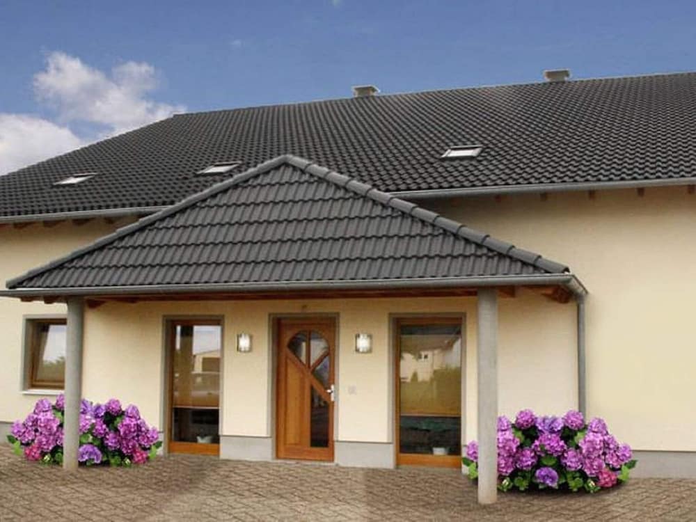 Lovely Apartment in Morz With Garden & Balcony