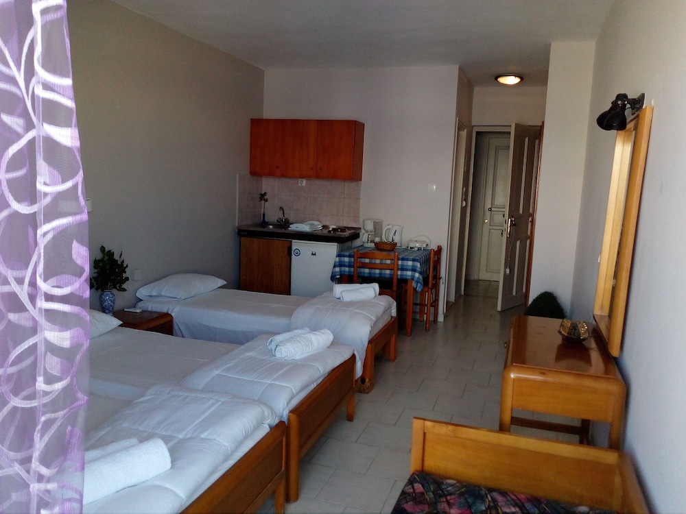 Pantheon Apartments