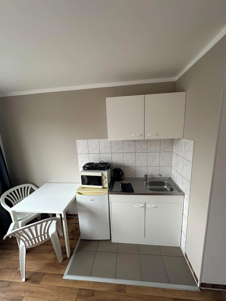 2-Rent Group Hostel Apartments HAN53