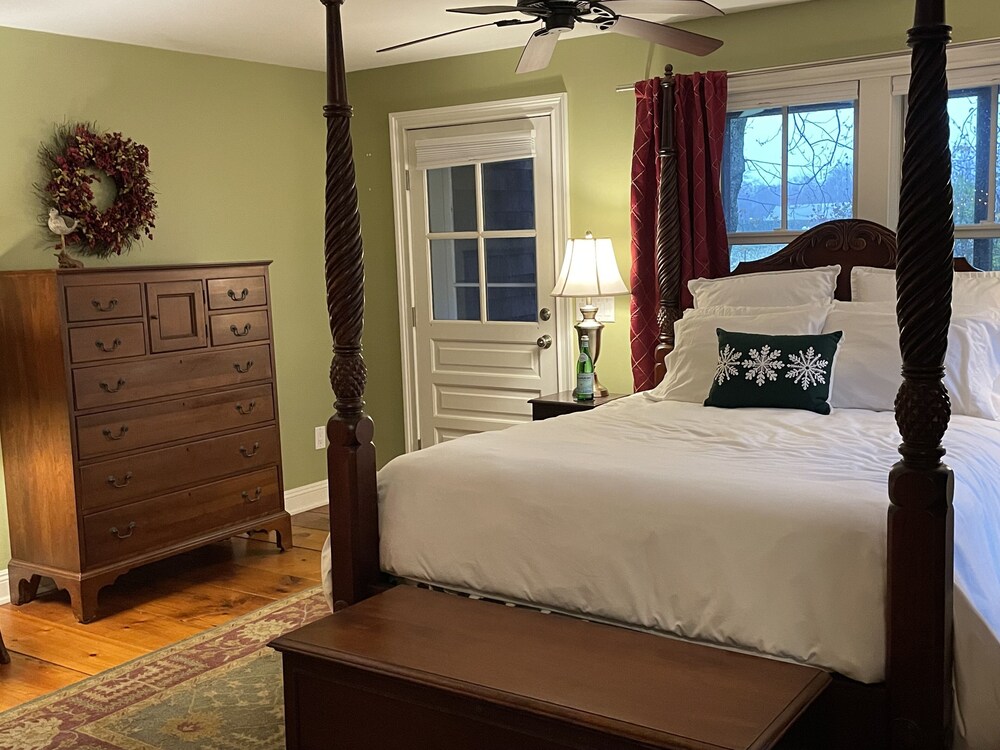 The Farmhouse Bed and Breakfast view 4