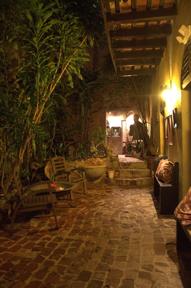 The Gallery Inn - Property Image 10