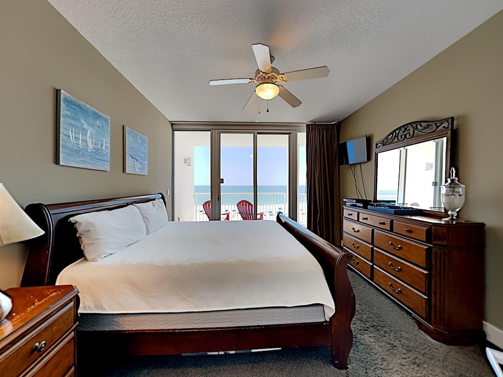 Island Towers by Southern Vacation Rentals view 2