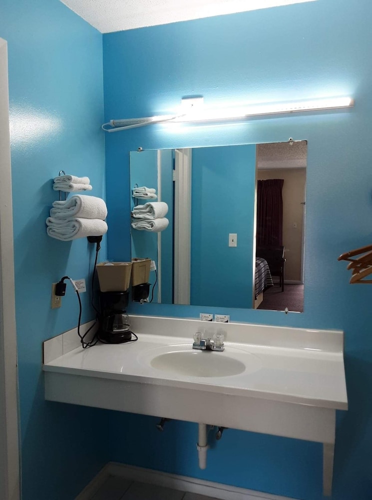 Ponce De Leon Motel