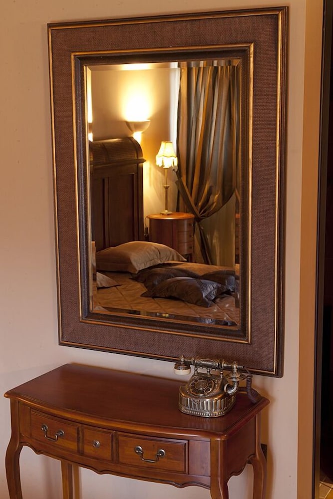 Refanidis Natural Luxury Hotel