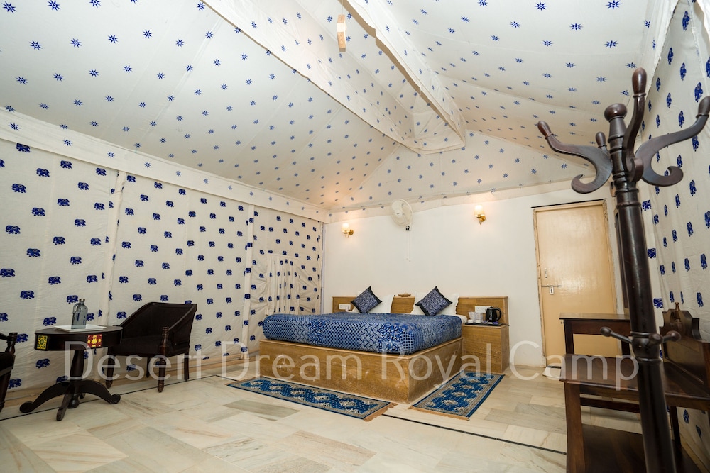 Desert Dream Royal Camp & Pool